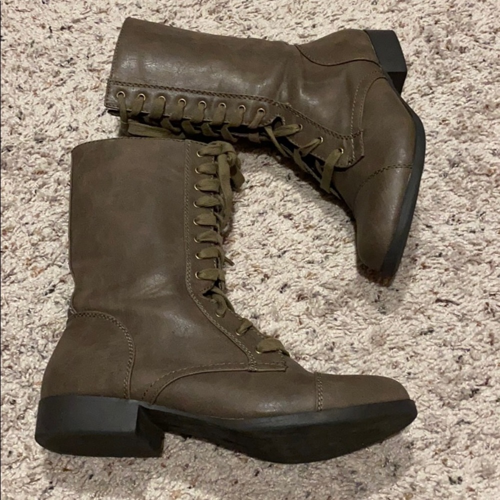 Combat Boots - Picture 2 of 5